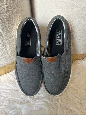 Max + Jake Kids' Gray Slip-On Loafers with Brown Trim